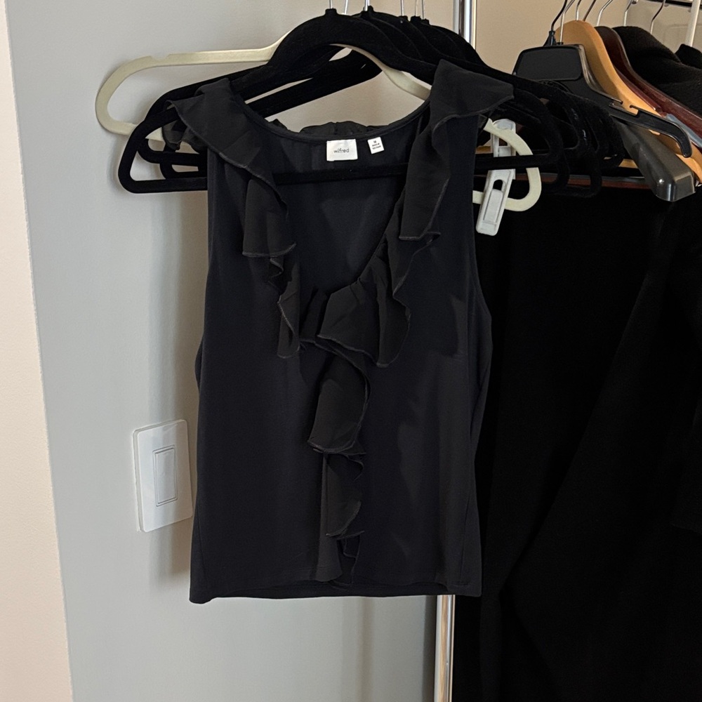 Wilfred Thames Black Ruffled Tank Top size M NWT